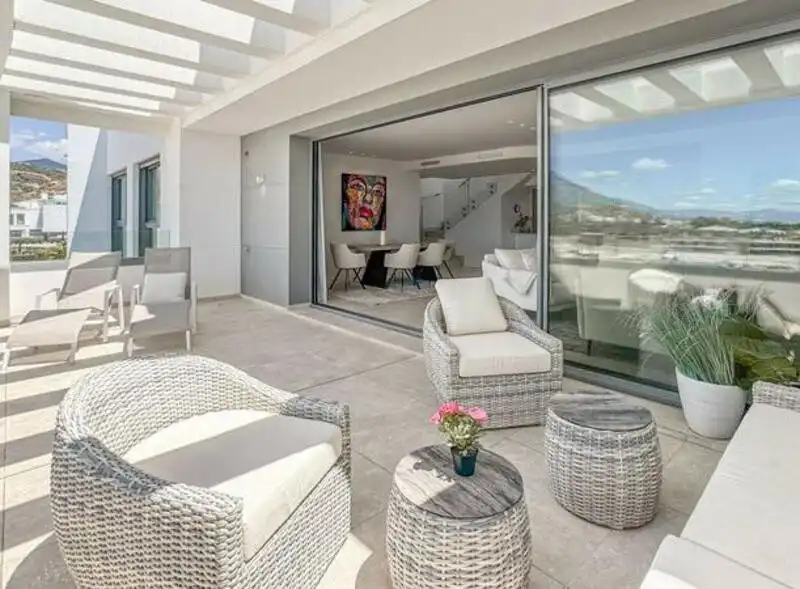 Penthouse mit Terrasse zum Verkauf in Río Real - Los Monteros, imagen 3