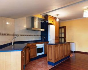 Kitchen of Flat for sale in Cabanas  with Heating, Parquet flooring and Terrace