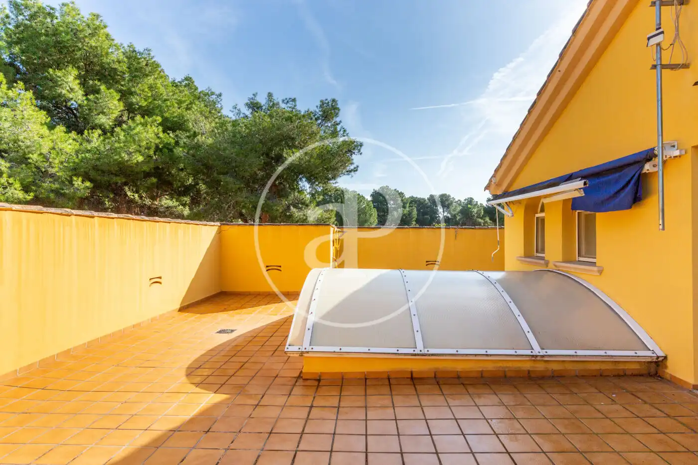 Exterior view of Houses for sale in Serra  with Air Conditioner, Heating and Private garden