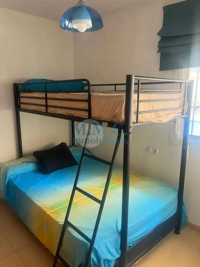 Habitación de Piso en venta en Roquetas de Mar con Aire acondicionado, Terraza y Amueblado