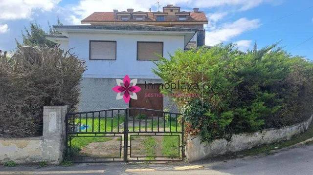 Casa-chalet en Venta en Palacio