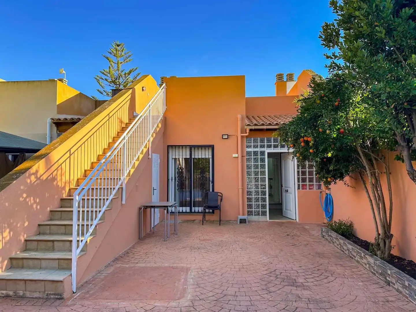 Vista exterior de Casa o chalet de alquiler en Pueblo Acantilado - Lanuza