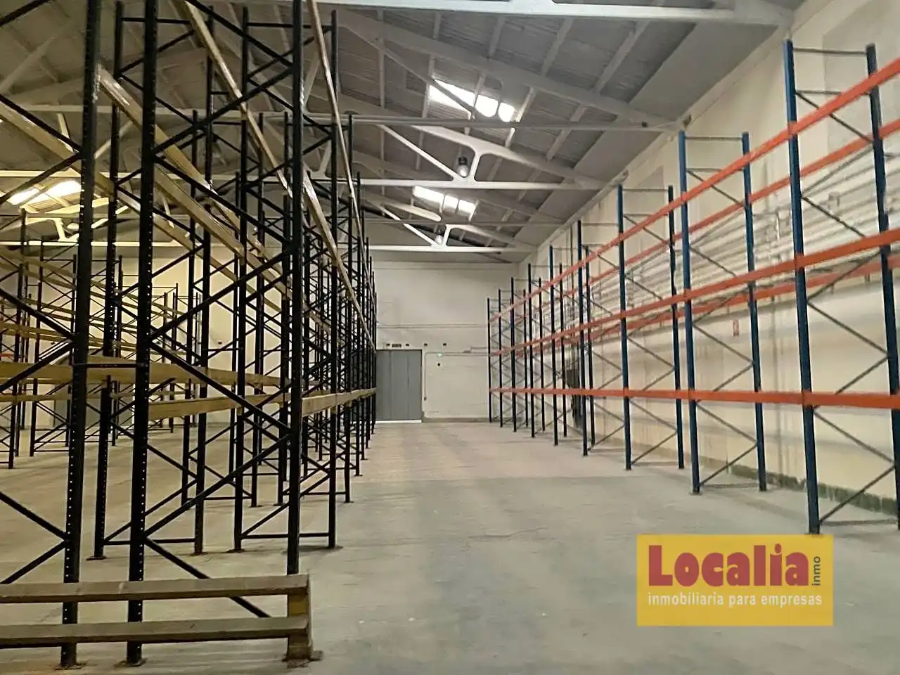 Nau industrial de lloguer a Entrambasaguas