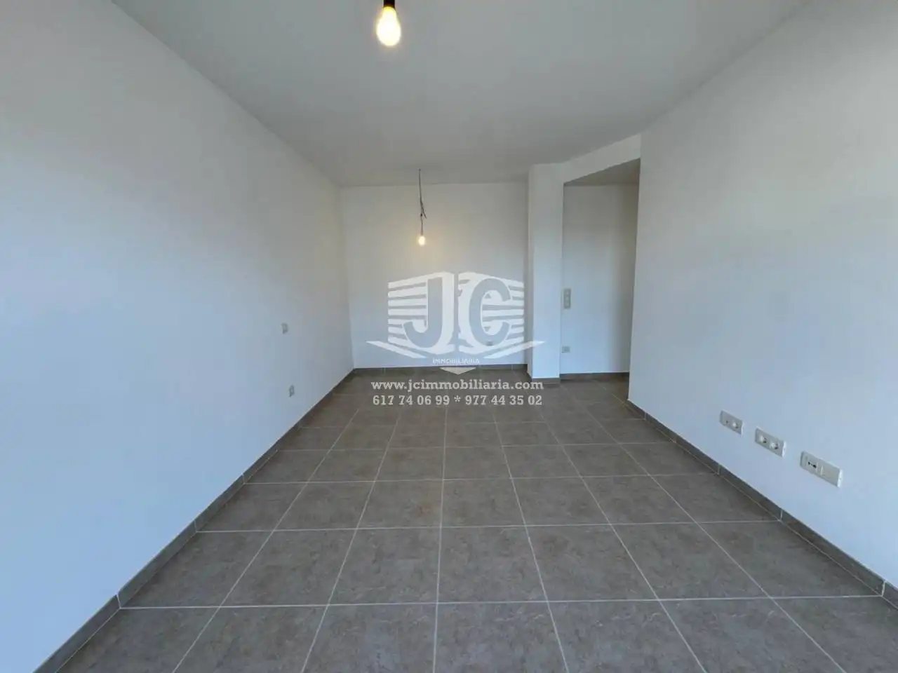 Flat for rent in L'Aldea  with Balcony and Alarm