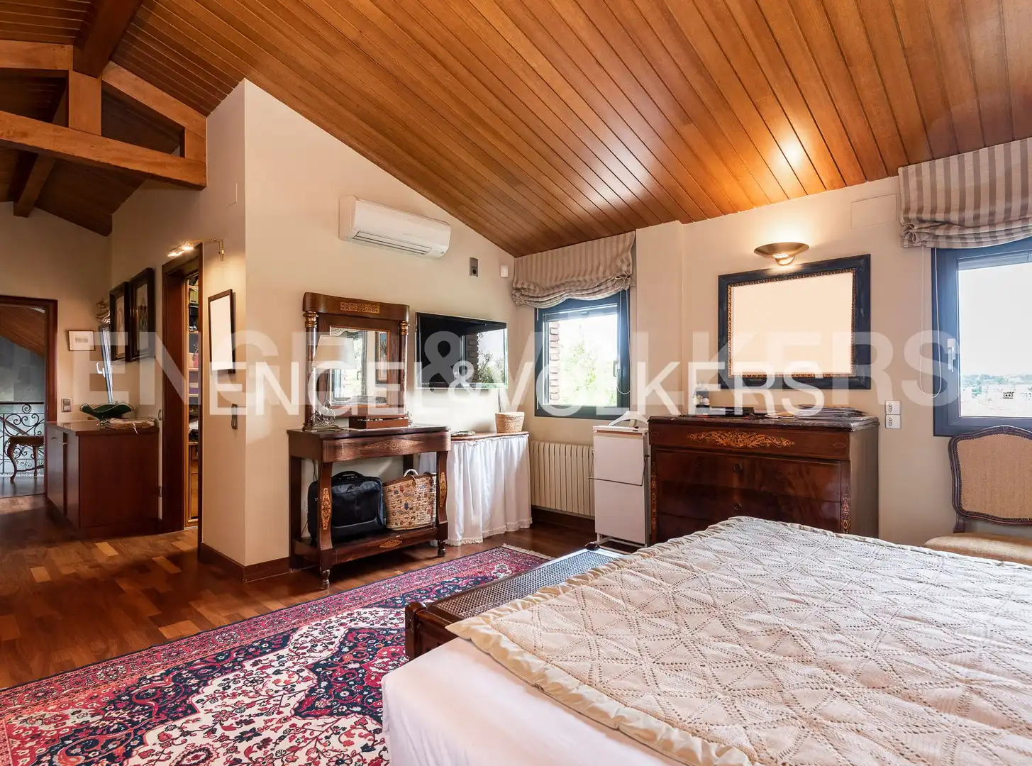 Bedroom of Houses for sale in Sant Cugat del Vallès  with Air Conditioner, Heating and Private garden