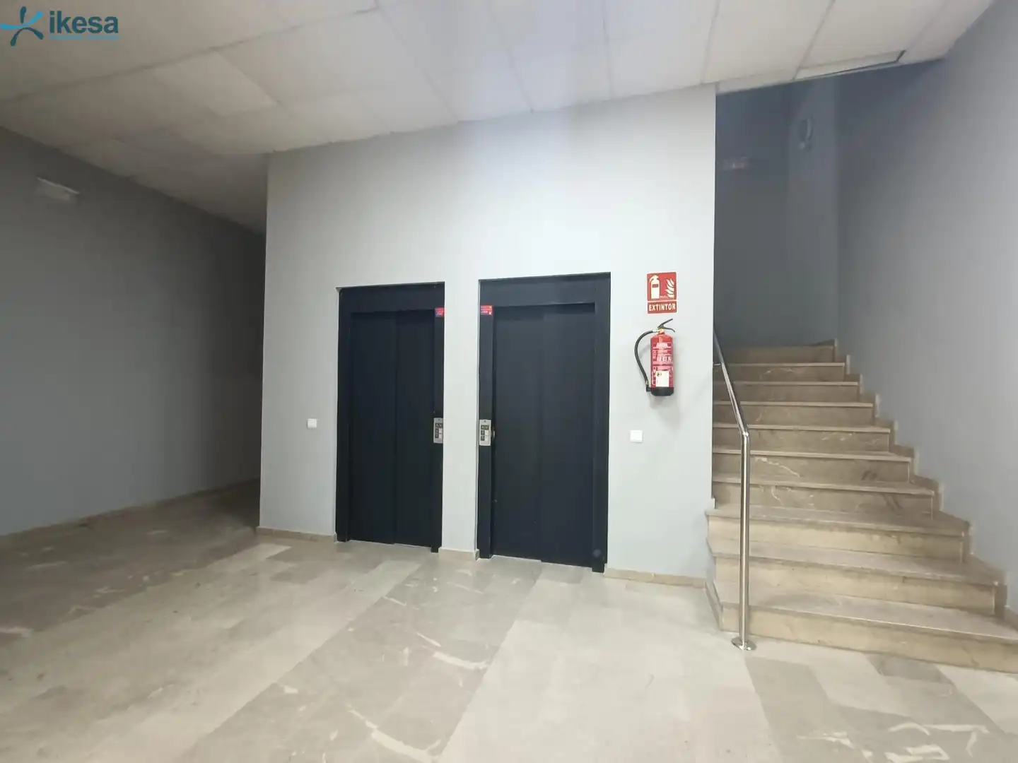 Einzelparkplatz zum Verkauf in INGENIERO JUAN CIERVA, imagen 4