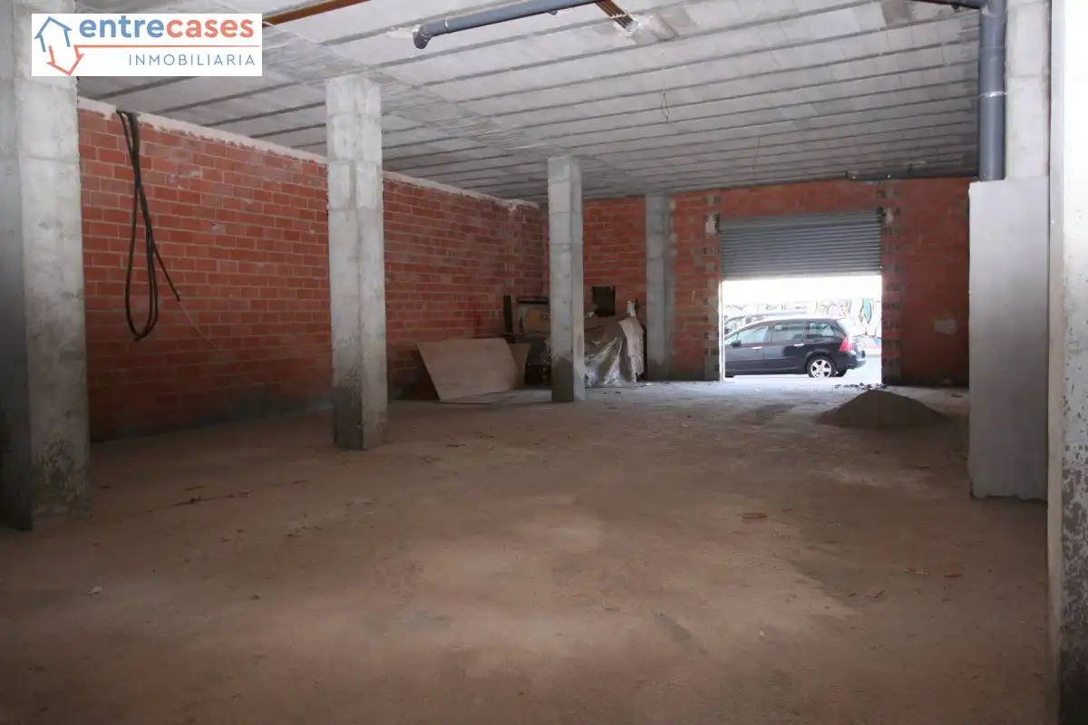 Business premises to rent in La Vall d'Uixó, imagen 4
