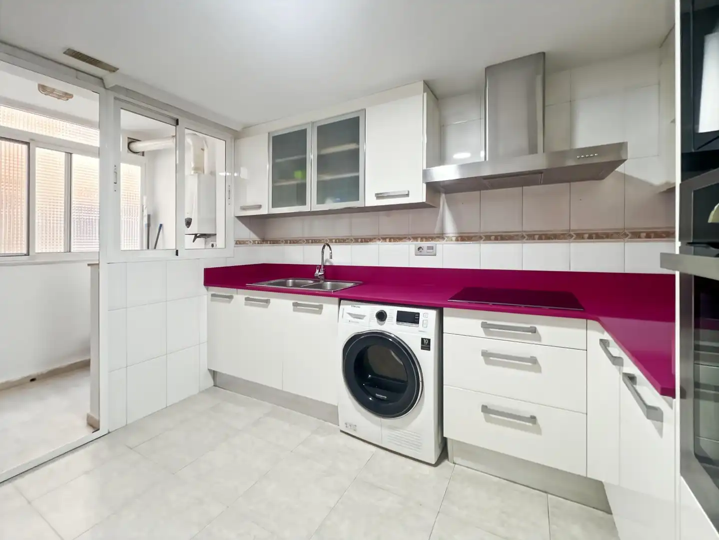 Cocina de Piso de alquiler en Castellón de la Plana / Castelló de la Plana con Aire acondicionado, Amueblado y Balcón