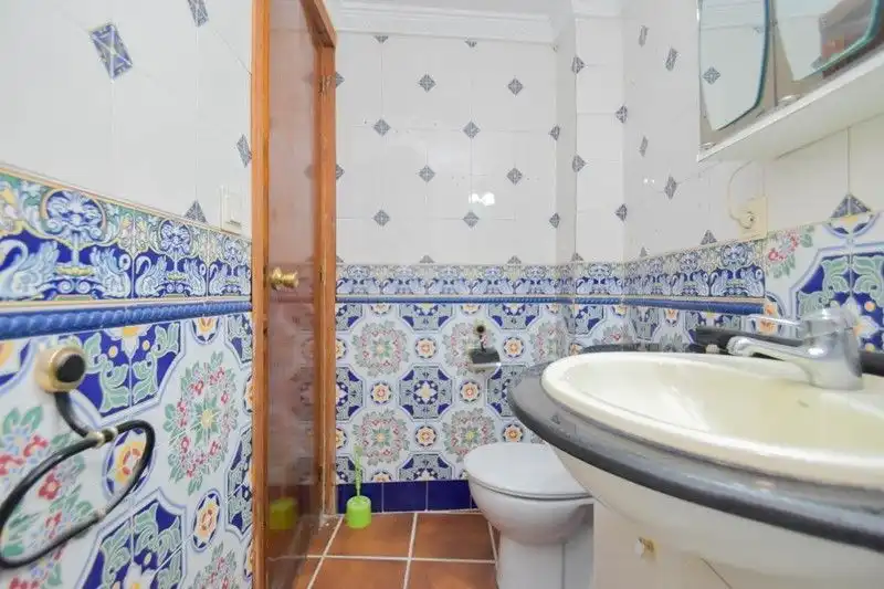 Baño de Piso en venta en Granada con Terraza