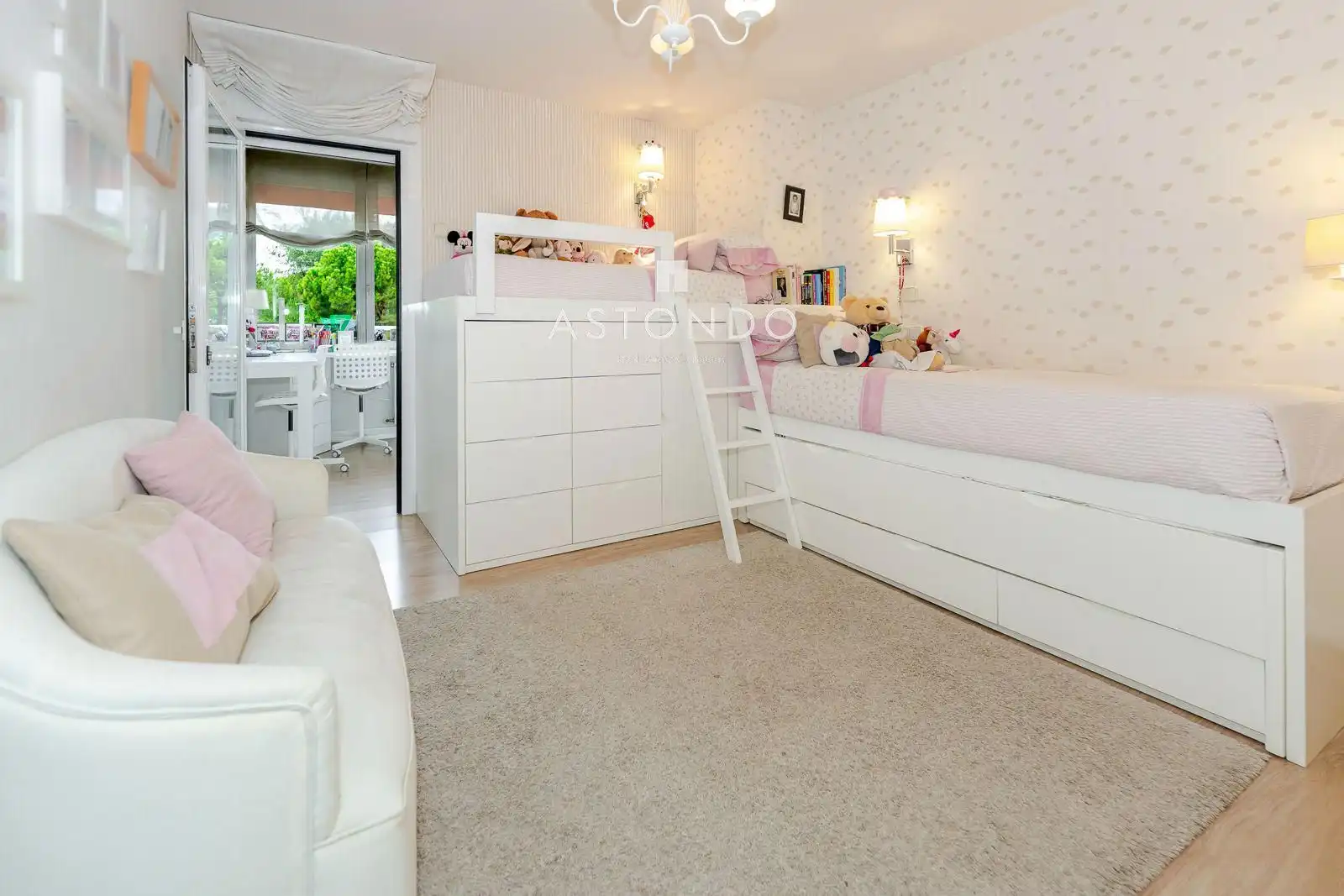 Bedroom of Flat for sale in Hortaleza