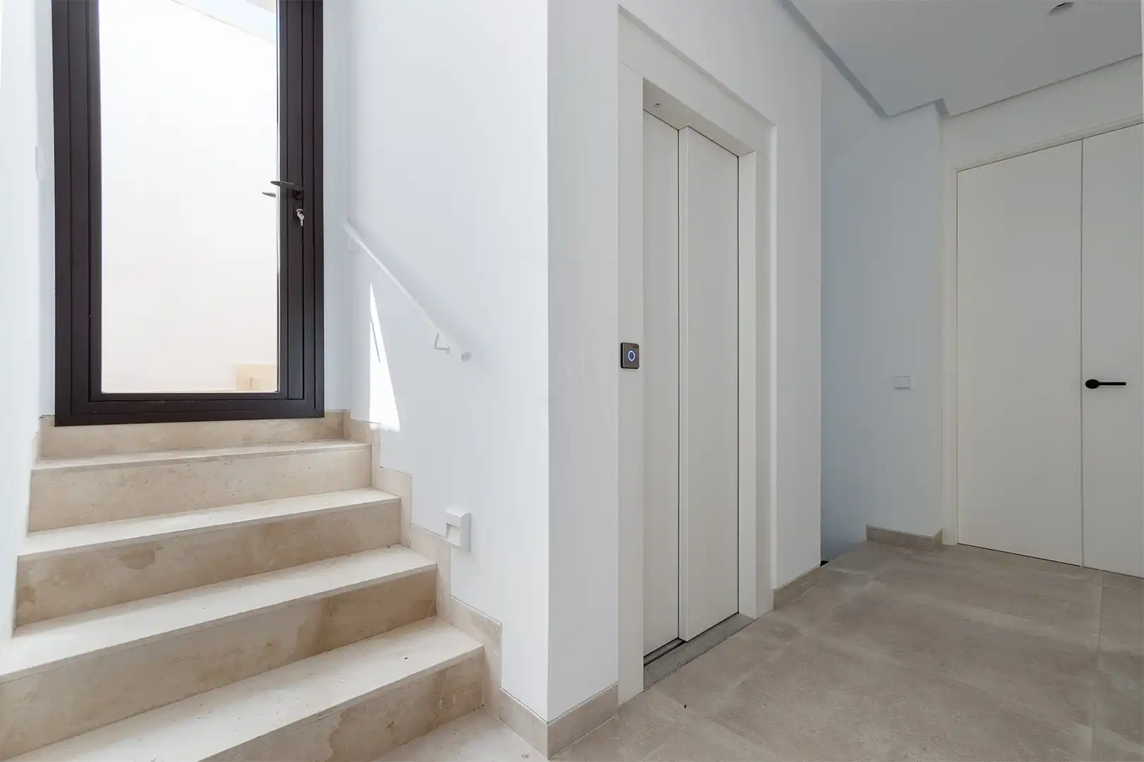 Houses for sale in Marbella  with Air Conditioner, Private garden and Terrace
