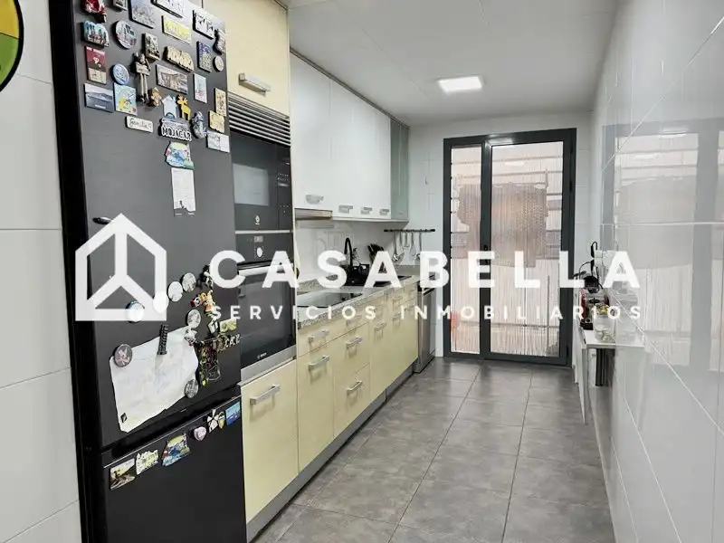 Cuina de Pis en venda en Casas Verdes