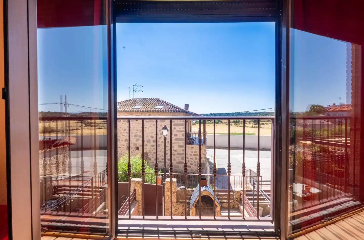 Vista exterior de Casa adosada de alquiler en Ávila con Calefacción, Parquet y Terraza