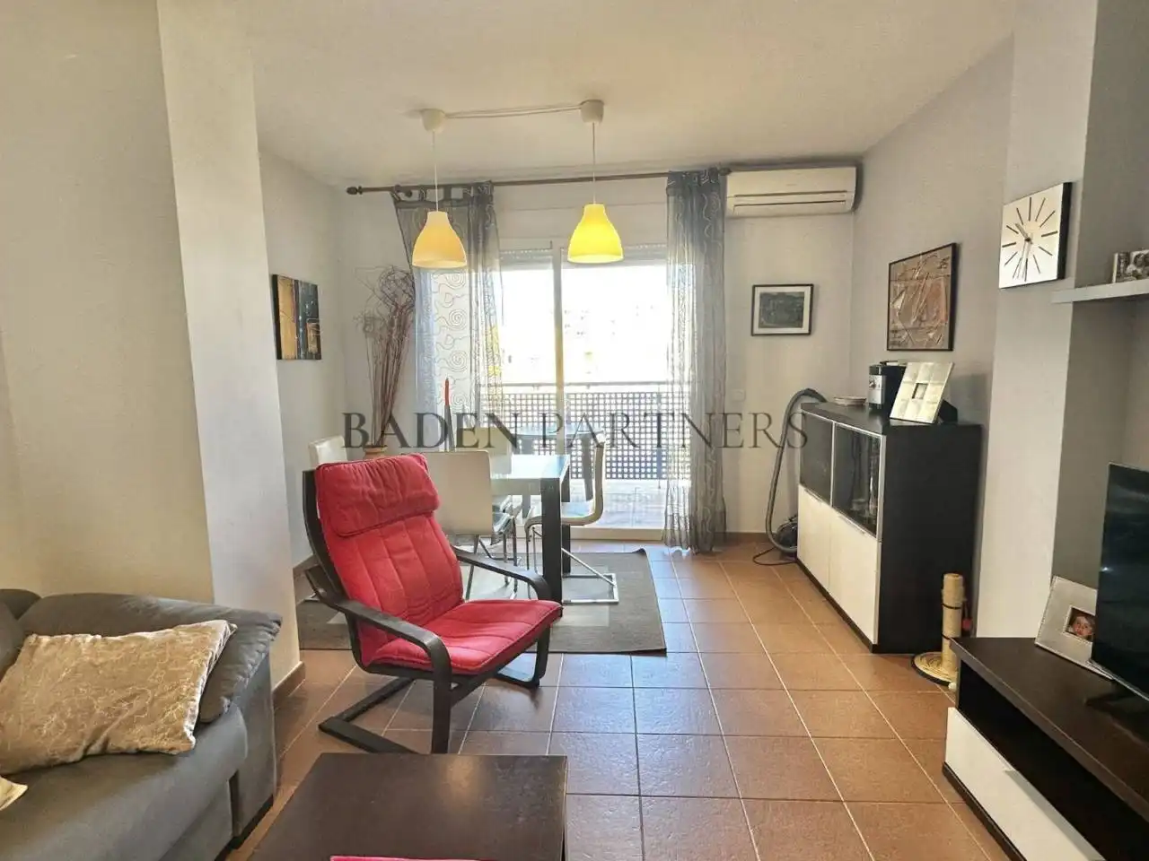 Habitación de Piso de alquiler en Vinaròs con Aire acondicionado, Calefacción y Terraza