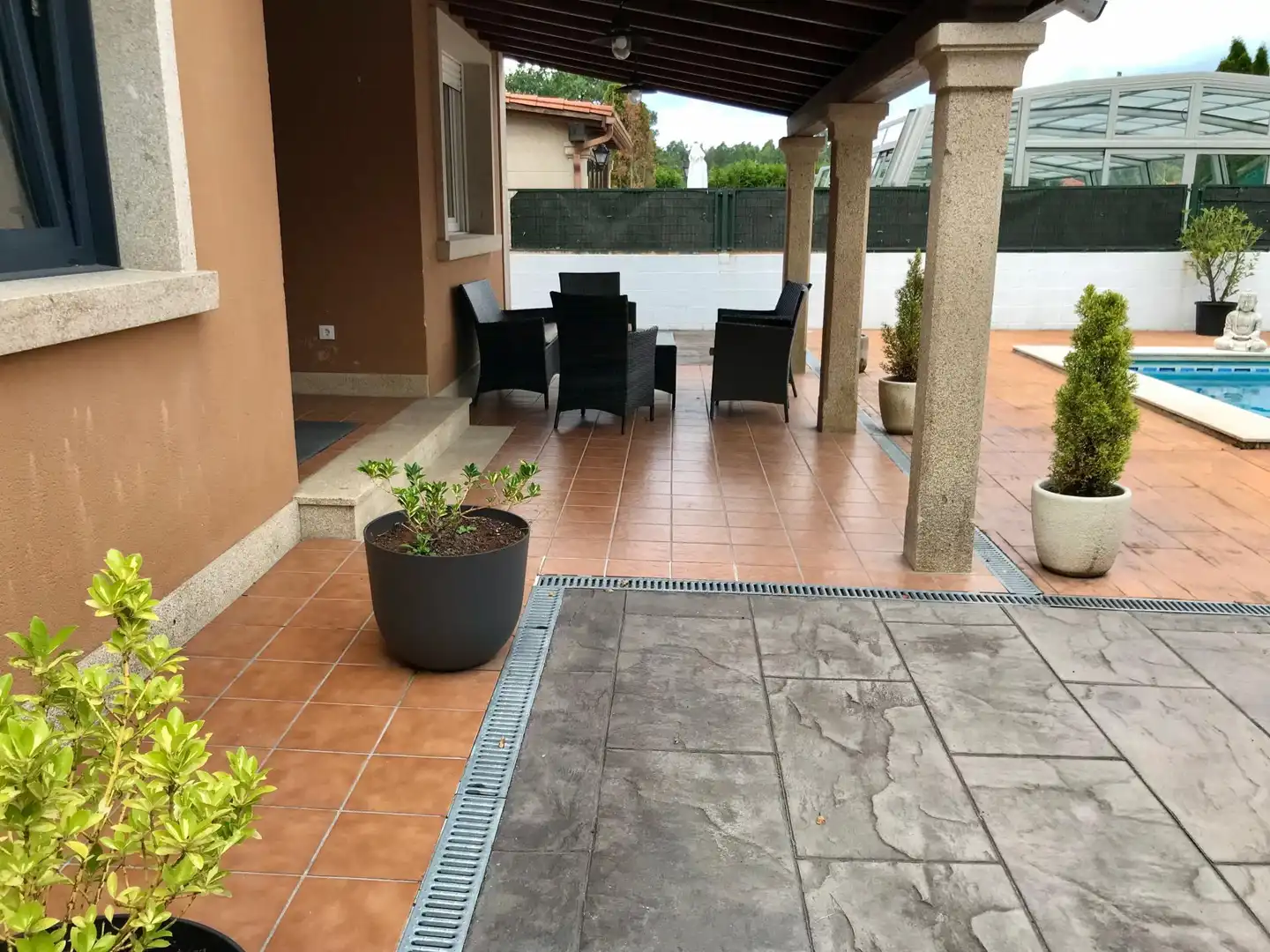 Terraza de Casa o chalet en venta en Ribeira con Calefacción, Piscina y Amueblado