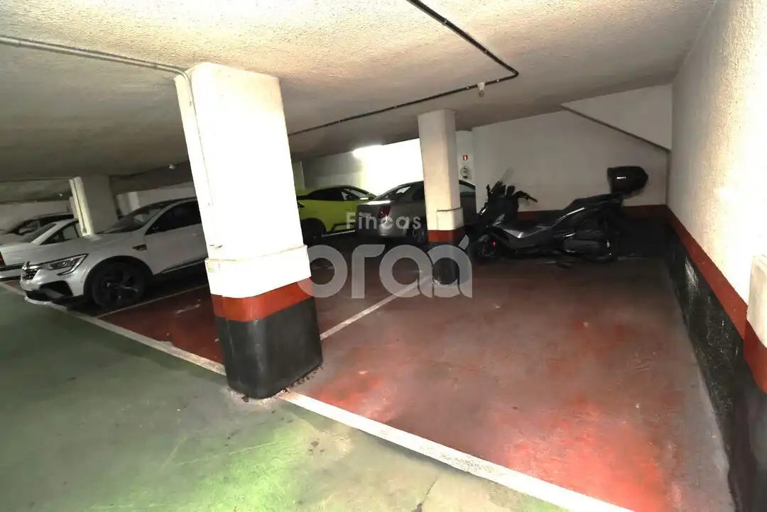 Parking de Piso en venta en Portugalete con Calefacción y Trastero