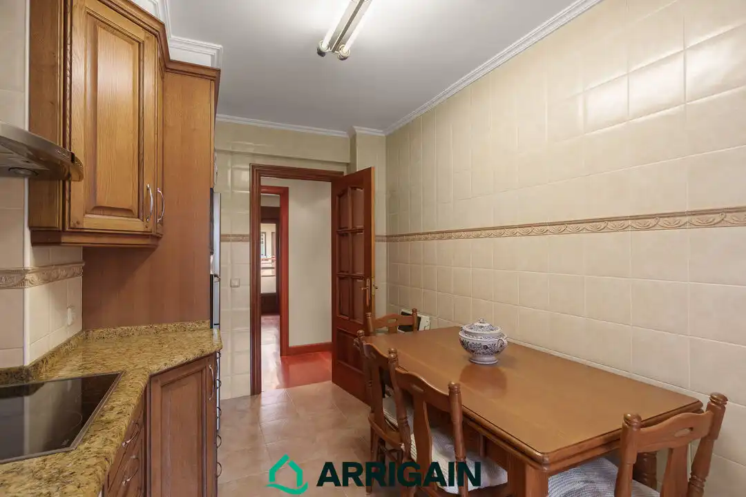 Küche von Wohnung zum Verkauf in Hernani mit Heizung, Terrasse und Alarm