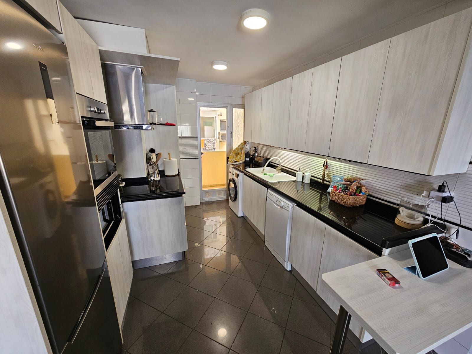 Kitchen of Flat for sale in  Valencia Capital