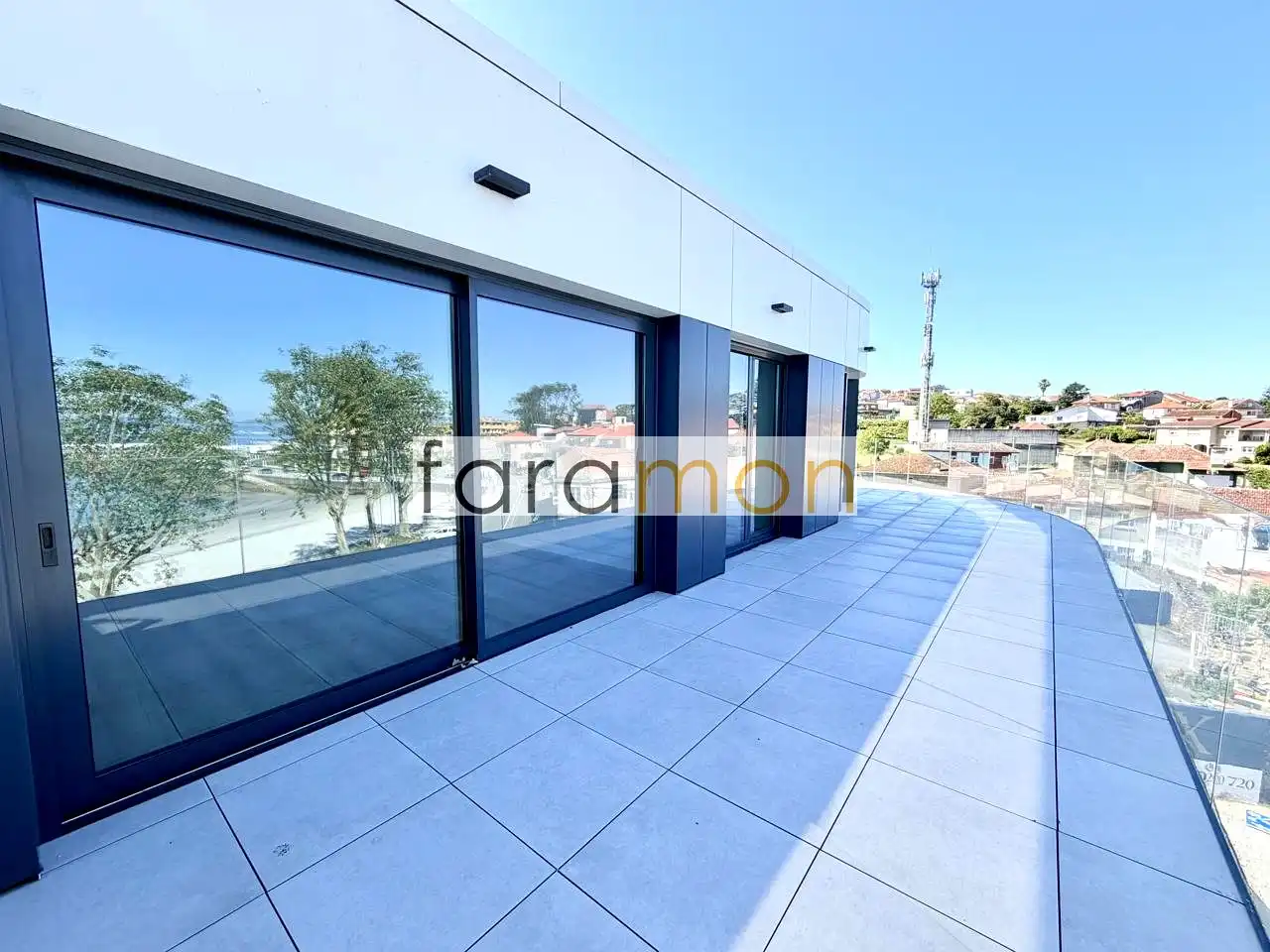 Wohnung zum Verkauf in Vigo  mit Heizung, Terrasse und Abstellraum
