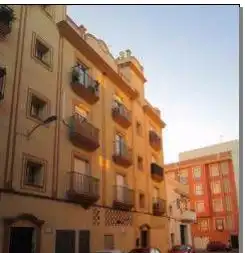 Flat for sale in Calle Miguel Antolín 17