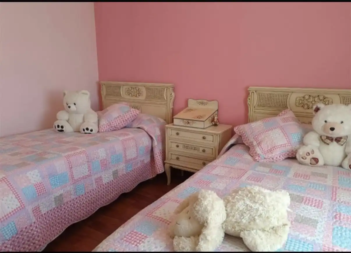 Habitación de Casa o chalet en venta en Mansilla Mayor con Parquet, Trastero y Amueblado