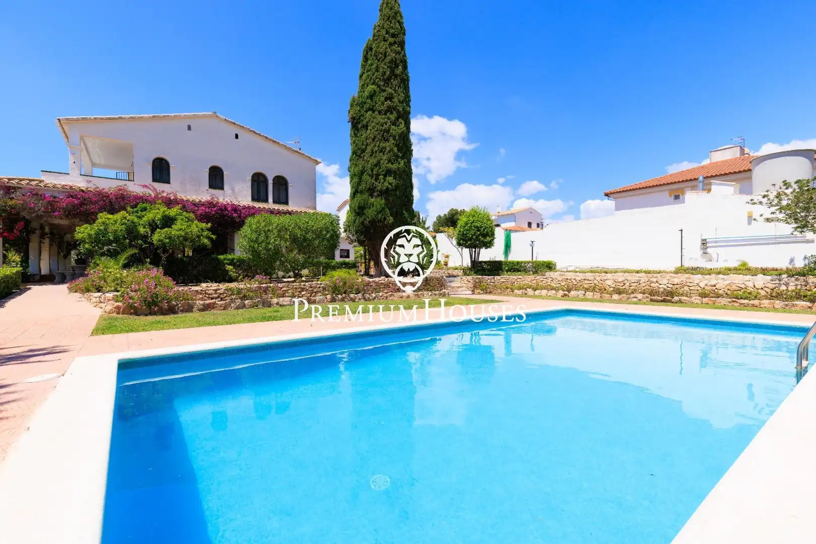 Piscina de Casa o chalet de alquiler en Cunit con Aire acondicionado, Calefacción y Jardín privado