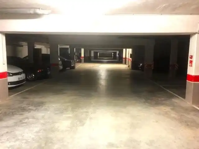 Aparcament de Garatge en venda en Piélagos