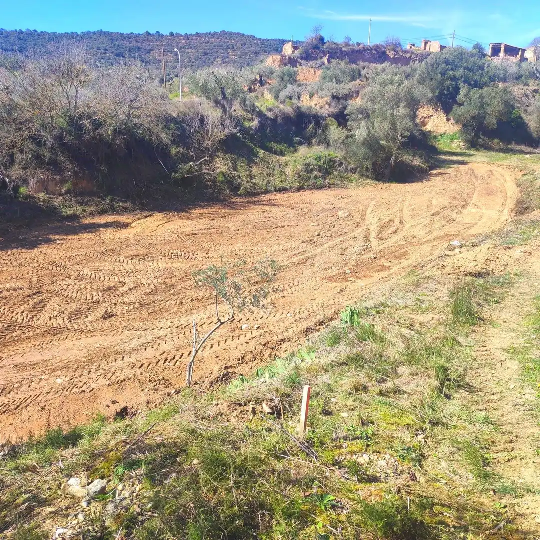 Terreni e lotti in vendita a El Grado, imagen 2
