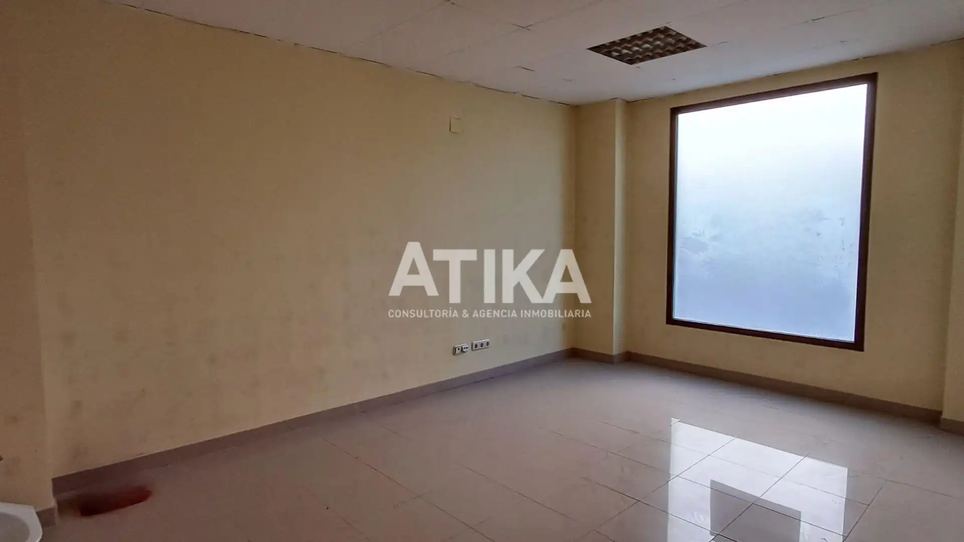 Business premises to rent in Sant Josep - Zona Hospital, imagen 9