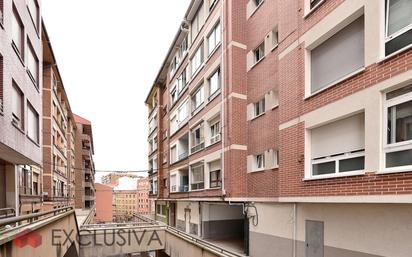 Exterior view of Flat for sale in Basauri 