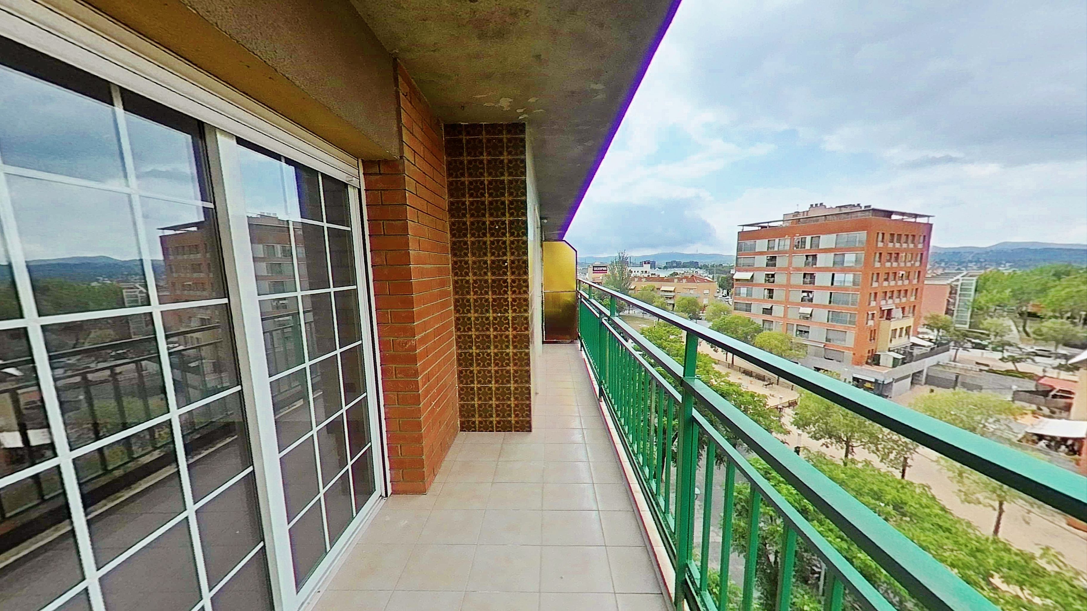 Terrassa de Pis en venda en Rubí amb Terrassa i Forn