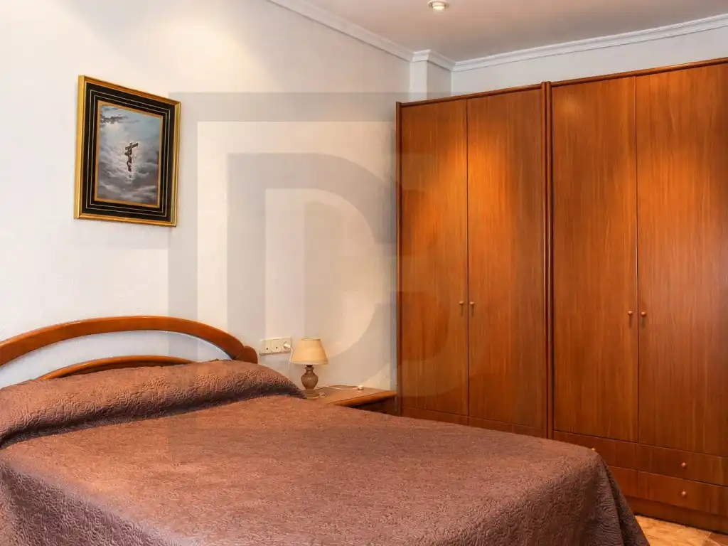 Dormitori de Casa o xalet en venda en San Miguel de Salinas amb Aire condicionat, Terrassa i Moblat