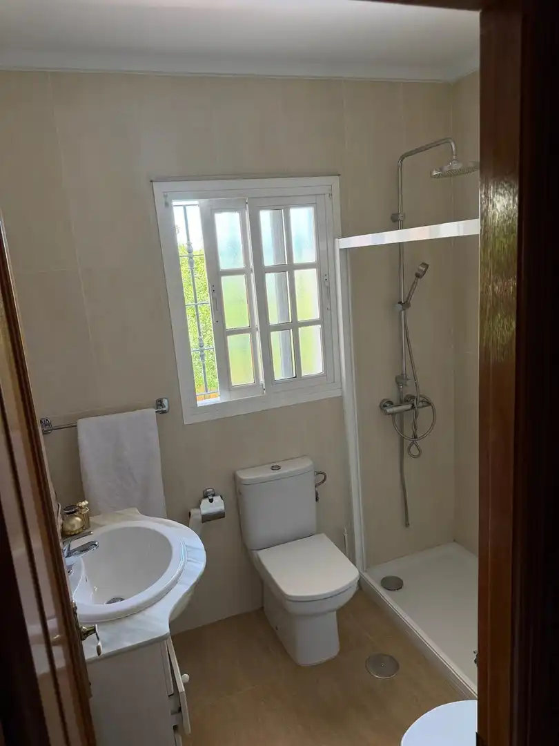 Bathroom of Houses for sale in Rincón de la Victoria  with Air Conditioner, Terrace and Storage room