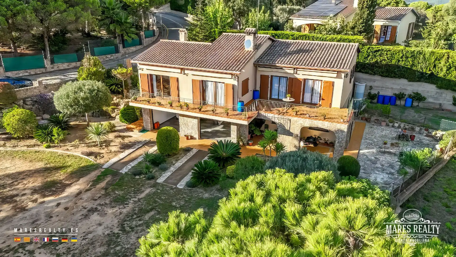 Casa con piscina en venta en Serra Brava