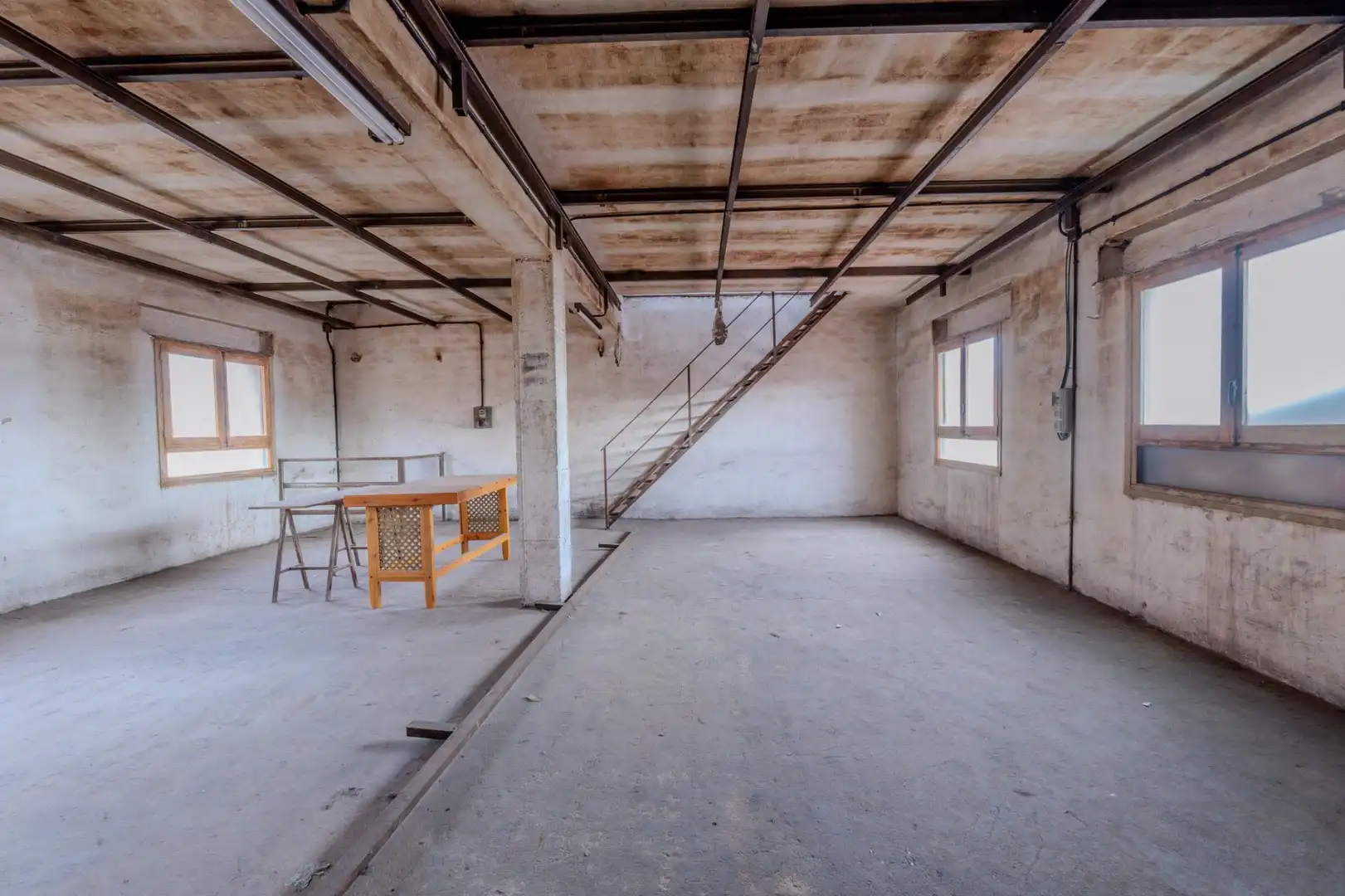 Edificio en venta en Huércanos