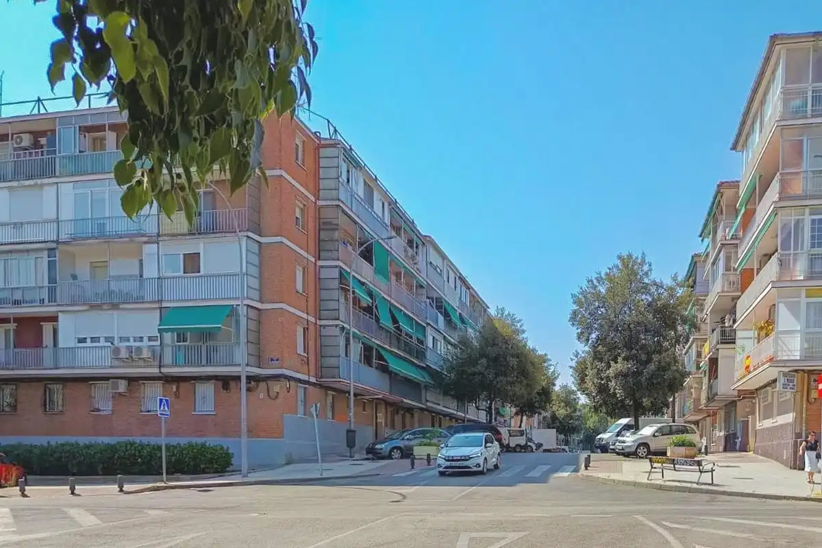 Vista exterior de Pis per a compartir en Madrid amb Aire condicionat, Calefacció i Moblat