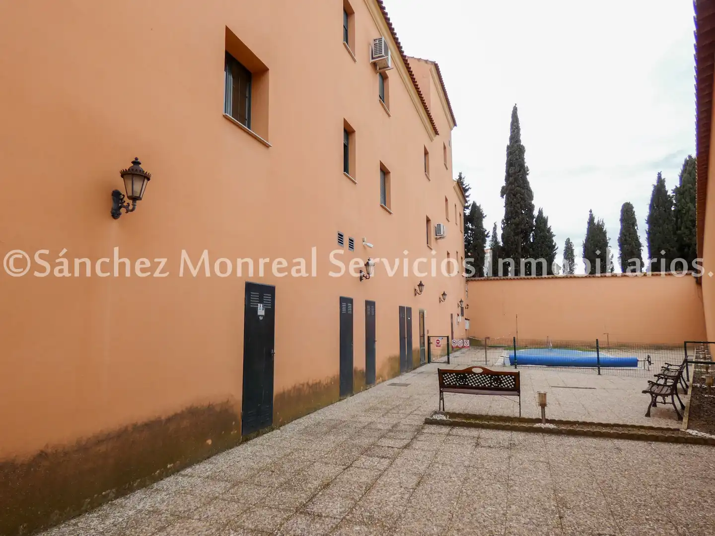 Vista exterior de Piso en venta en Alcázar de San Juan con Calefacción, Horno y Balcón
