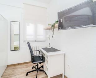 Bedroom of Flat to share in Valladolid Capital  with Terrace