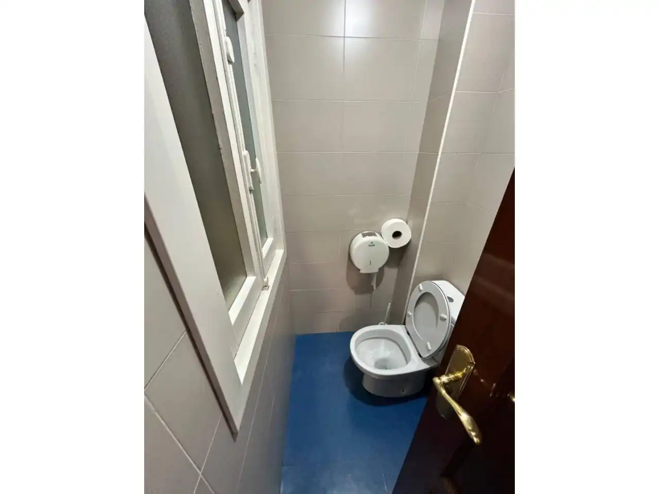 Baño de Oficina de alquiler en Donostia - San Sebastián  con Calefacción