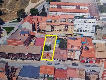Wohnbaugrundstück zum Verkauf in Calle HERALDO DE ARAGON 7
