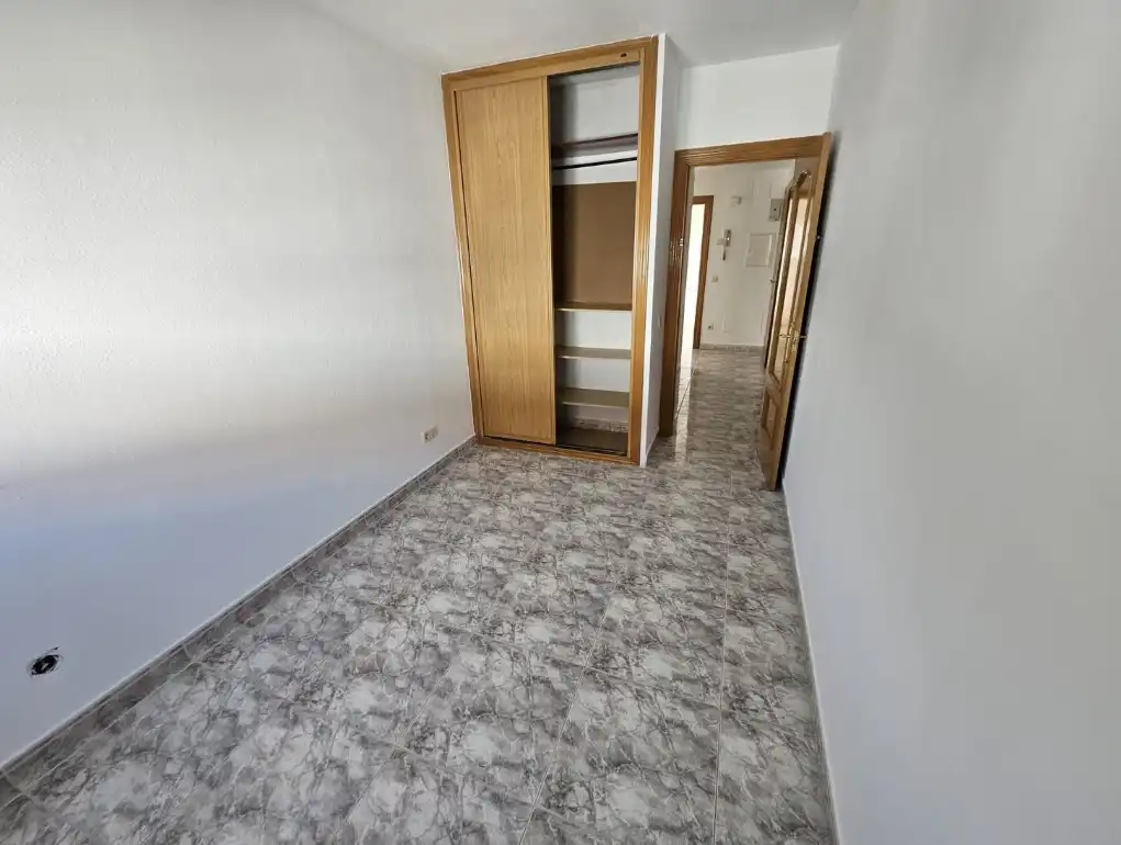 Habitación de Piso en venta en Torres de la Alameda con Calefacción y Trastero