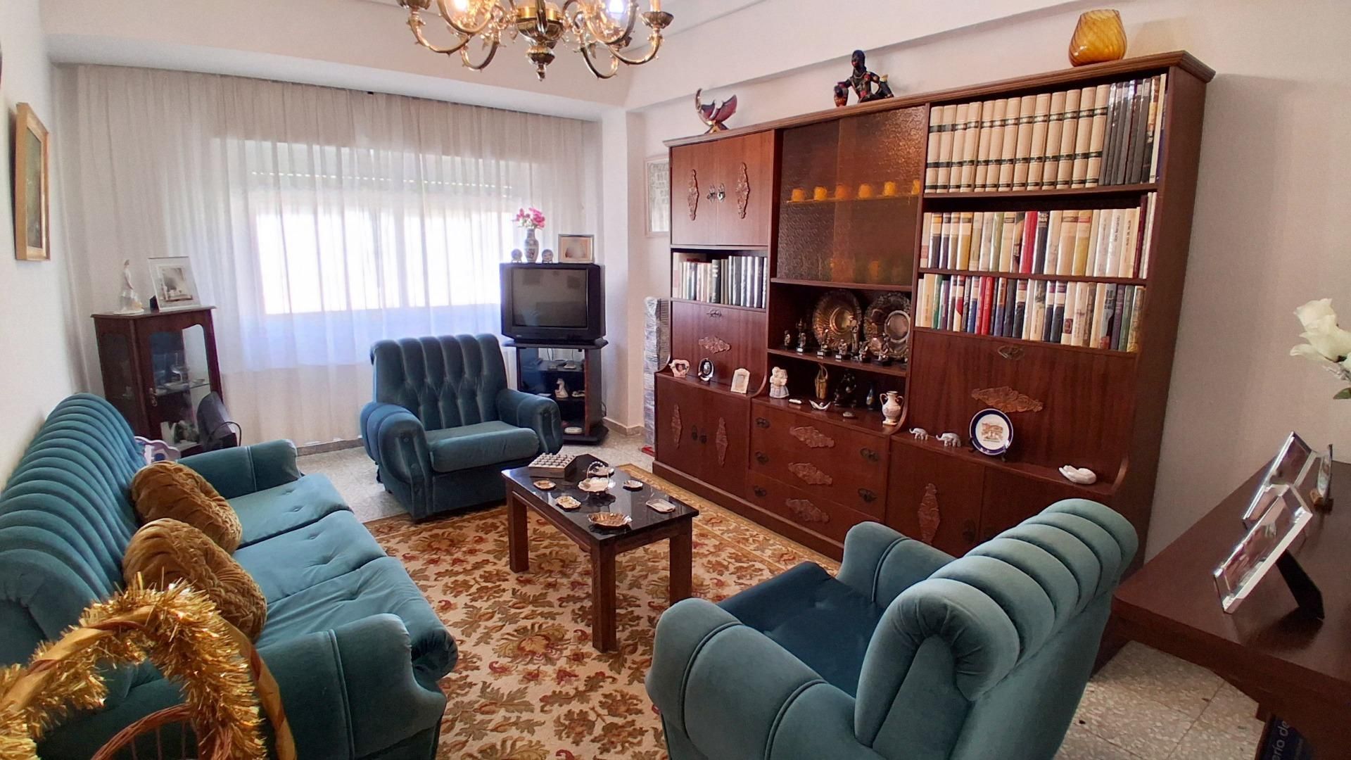 Living room of Flat for sale in Salamanca Capital  with Balcony