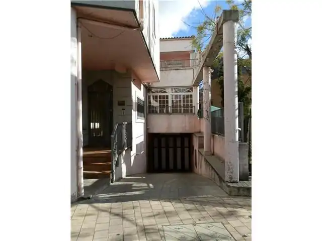 Individual de lloguer a Calle Peligros 3, imagen 2