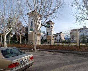 Vista exterior de Residencial en venda en Huelma