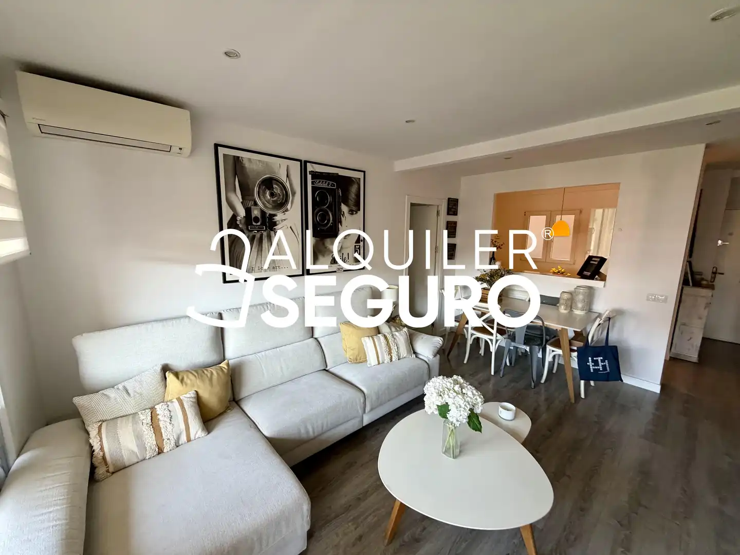 Living room of Flat for rent in Leganés  with Air Conditioner, Heating and Terrace