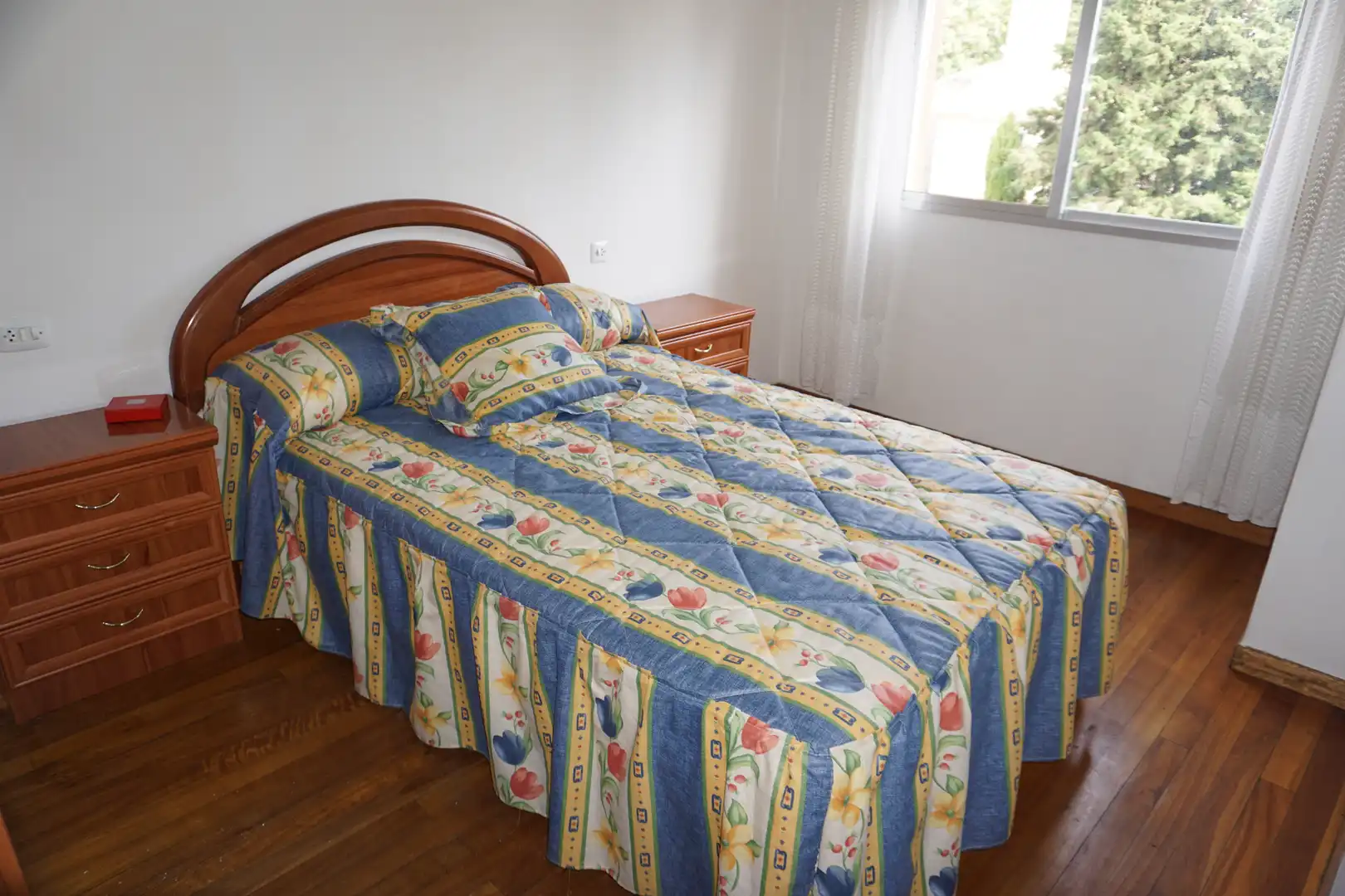 Habitación de Piso en venta en Monterroso con Amueblado, Horno y Balcón