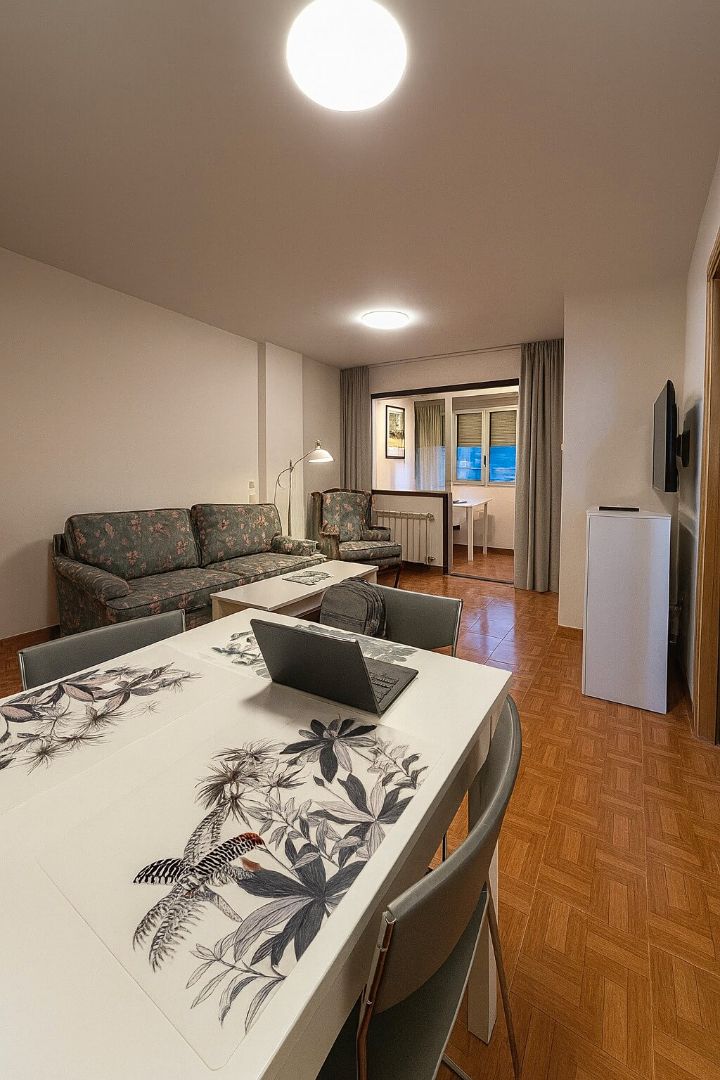 Flat to rent in Calle Gutiérrez Solana, Alisal - San Román