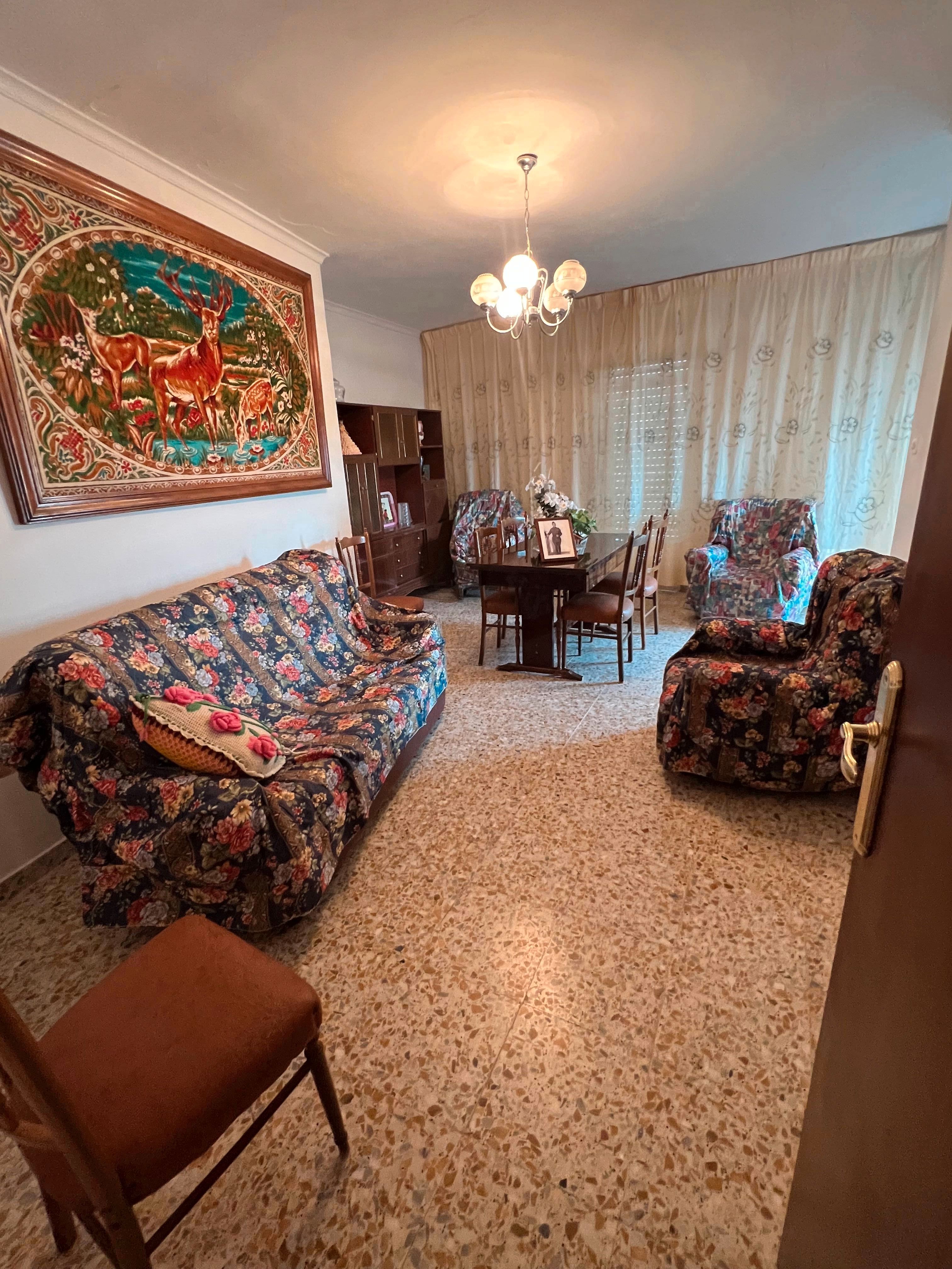 Living room of Single-family semi-detached for sale in Rubite  with Terrace, Storage room and Furnished