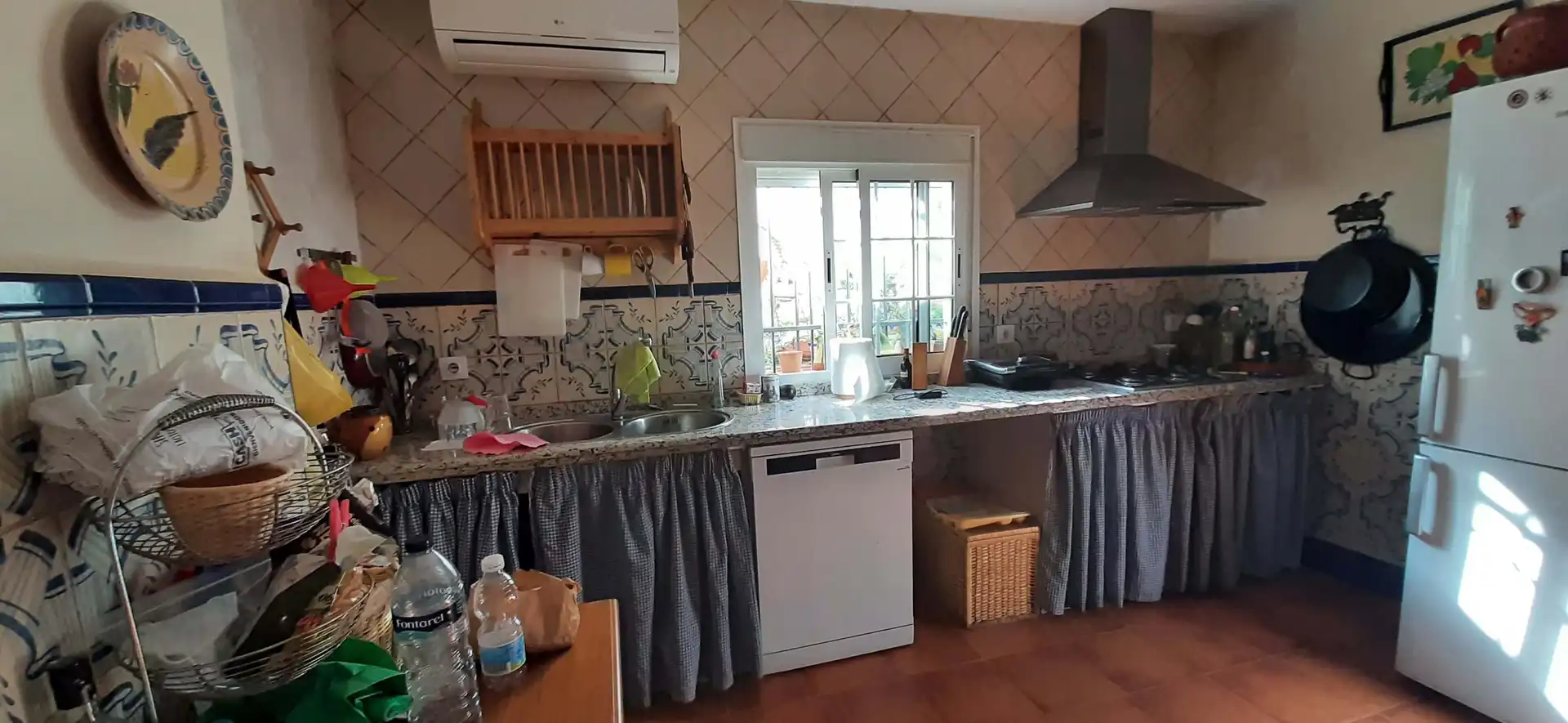 Cocina de Casa o chalet en venta en Las Navas de la Concepción con Aire acondicionado y Terraza