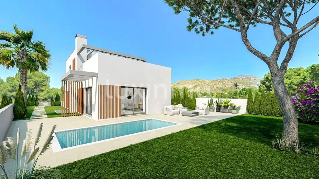 Villa avec piscine à vendre à Golf Bahía, imagen 2